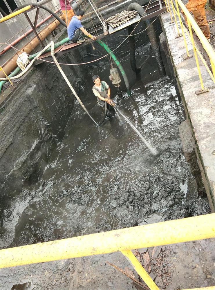 托喀依乡沉淀池清掏-污水池清理